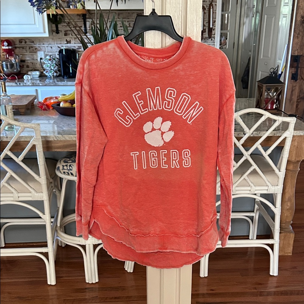 Press Box Clemson Tigers Women's Orange Sweater Small